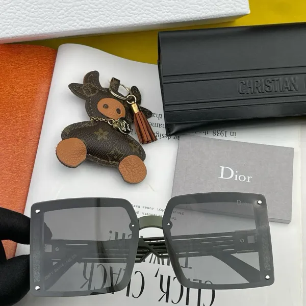 DIOR( ディオール ) サングラス  241012