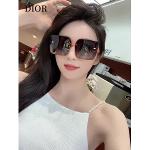 DIOR( ディオール ) サングラス  241012