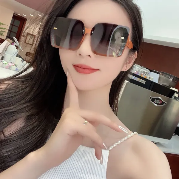 DIOR( ディオール ) サングラス  241012