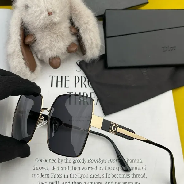 DIOR( ディオール ) サングラス  241012