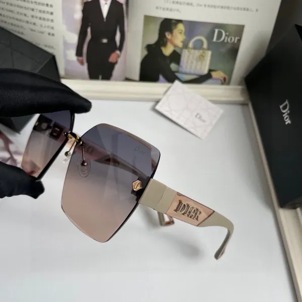 DIOR(  ディオール ) サングラス 24705