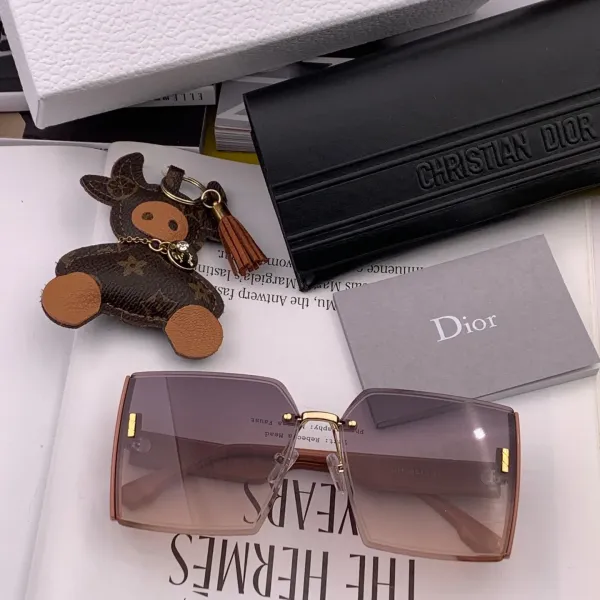 DIOR(  ディオール ) サングラス 24705