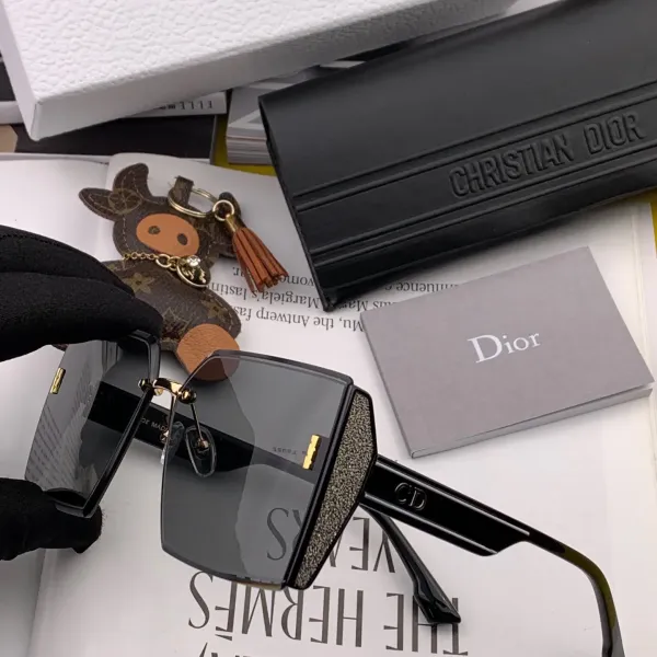 DIOR(  ディオール ) サングラス 24705