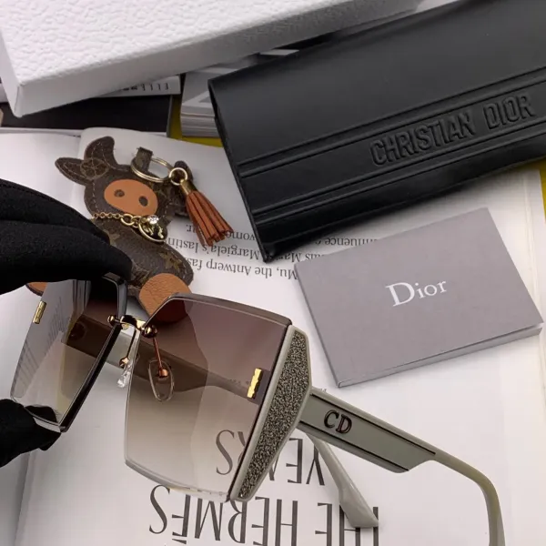 DIOR(  ディオール ) サングラス 24705