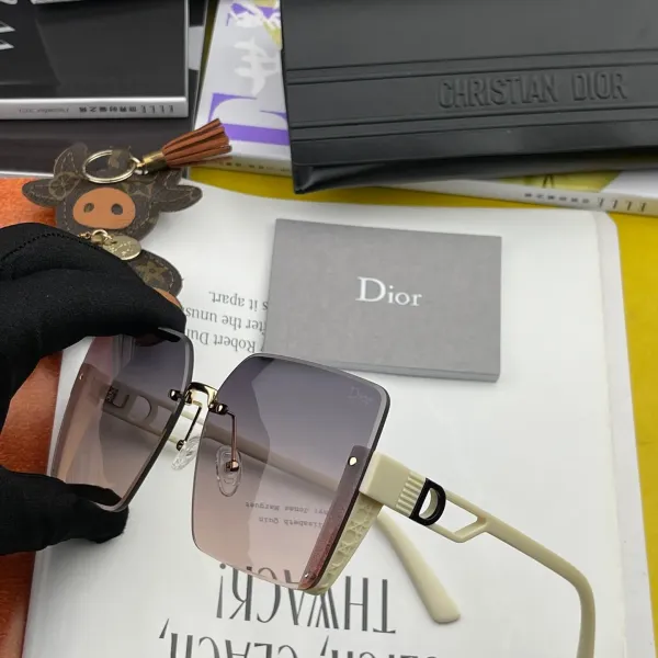 DIOR(  ディオール ) サングラス 24705
