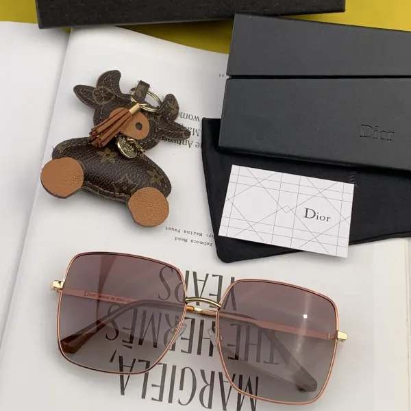 DIOR(  ディオール ) サングラス 24705