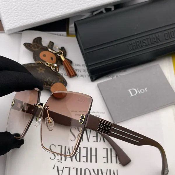 DIOR(  ディオール ) サングラス 24705