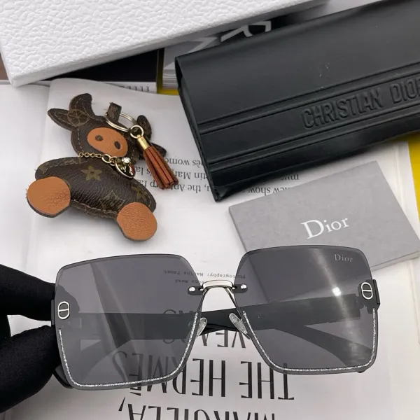 DIOR(  ディオール ) サングラス 24705