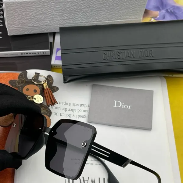 DIOR(  ディオール ) サングラス 24705