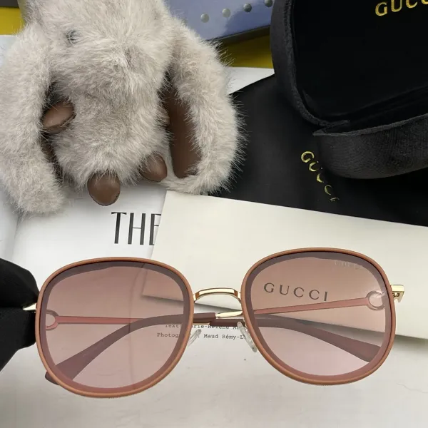 GUCCI( グッチ ) サングラス  241012