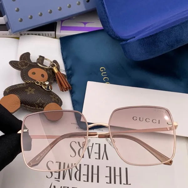 GUCCI( グッチ ) サングラス  241012