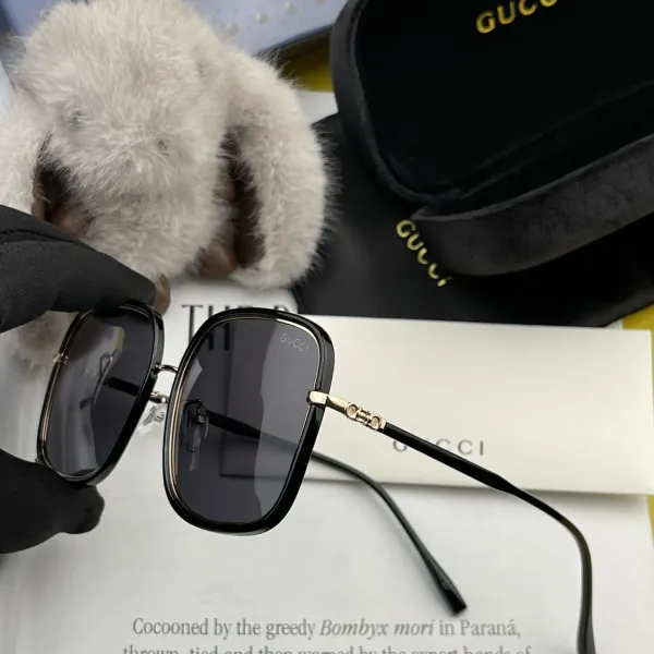 GUCCI( グッチ ) サングラス  241012