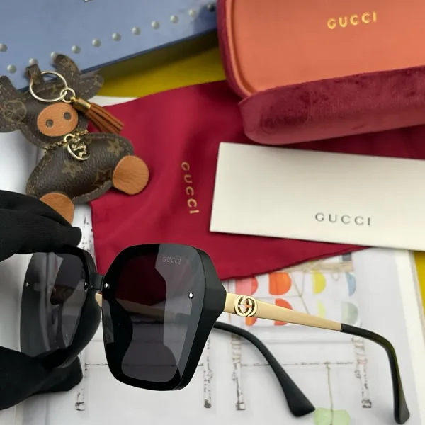 GUCCI( グッチ ) サングラス  241012