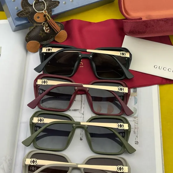 GUCCI( グッチ ) サングラス  241012