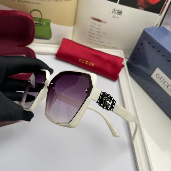 GUCCI(クッチ ) サングラス