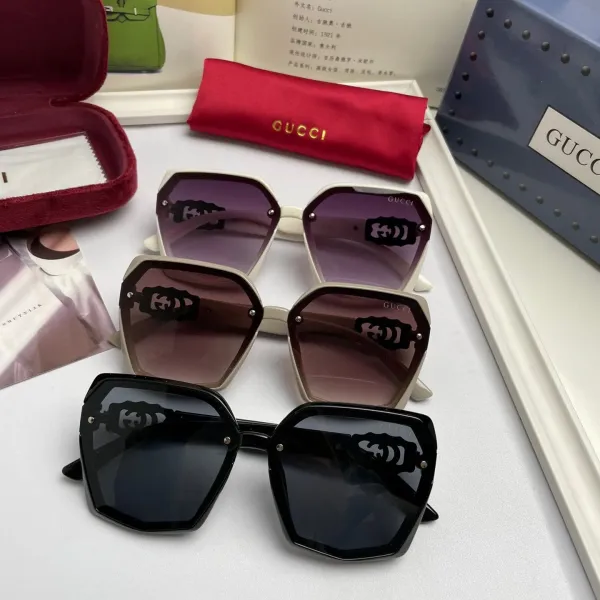 GUCCI(クッチ ) サングラス