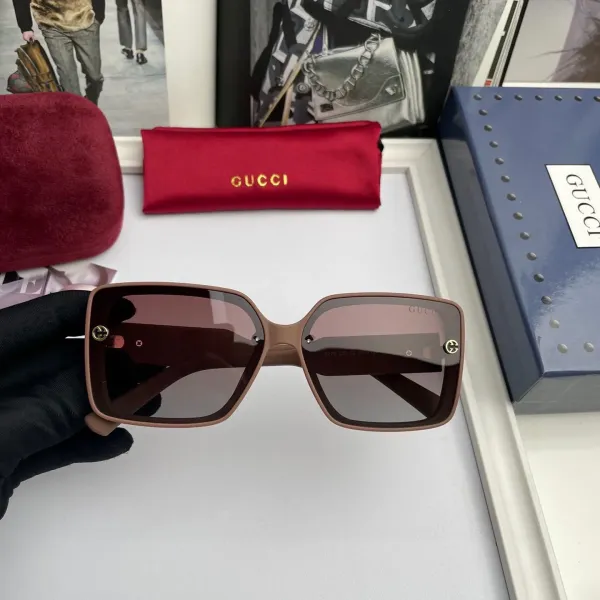 GUCCI(クッチ ) サングラス