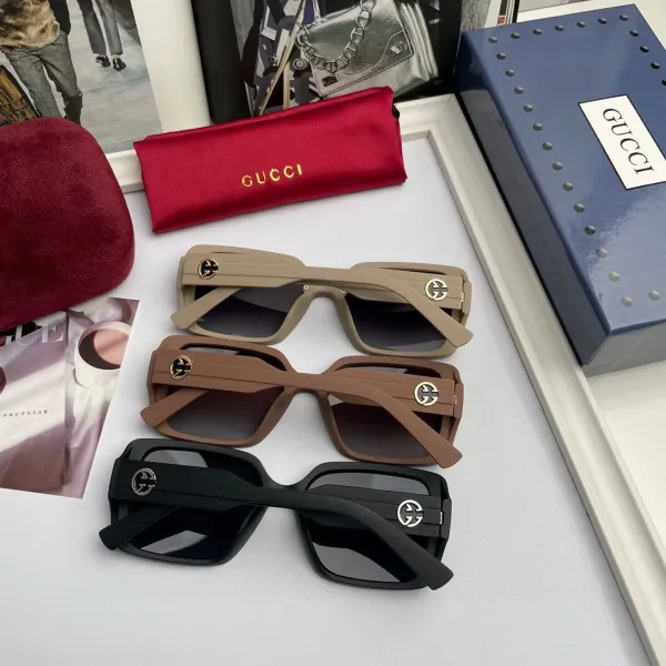 GUCCI(クッチ ) サングラス