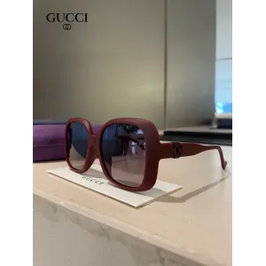 GUCCI(クッチ ) サングラス