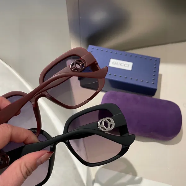 GUCCI(クッチ ) サングラス