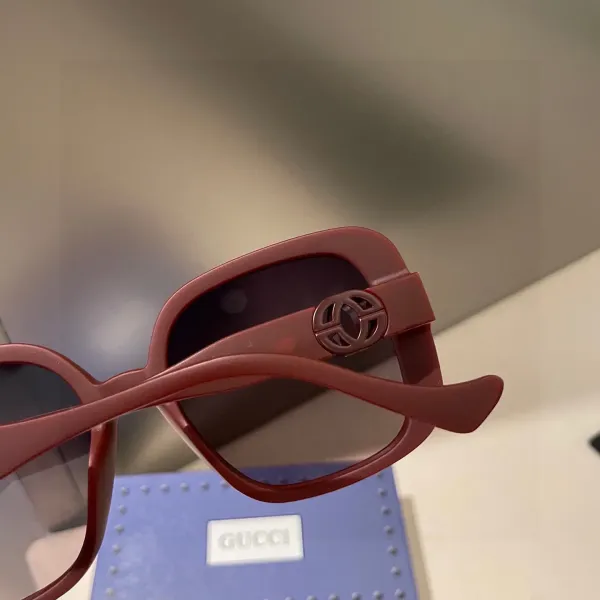 GUCCI(クッチ ) サングラス