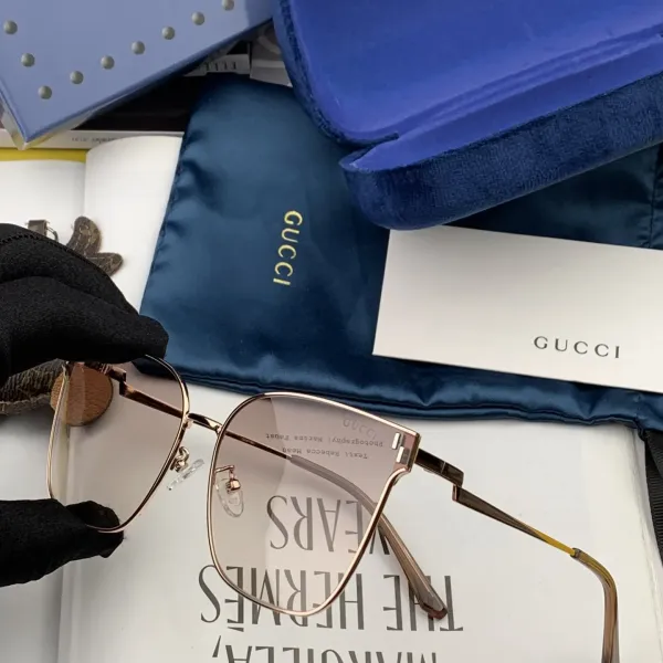 GUCCI(クッチ ) サングラス