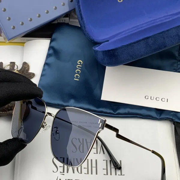 GUCCI(クッチ ) サングラス