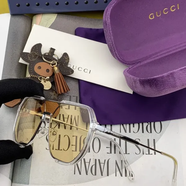GUCCI(クッチ ) サングラス