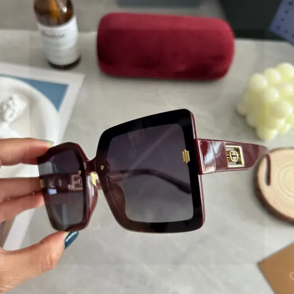 GUCCI(クッチ ) サングラス