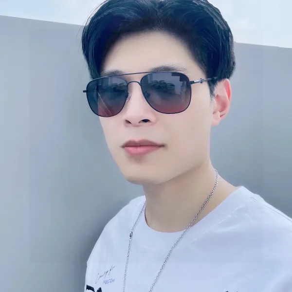 GUCCI(クッチ ) サングラス