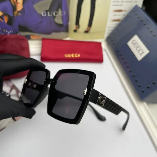 GUCCI(クッチ ) サングラス