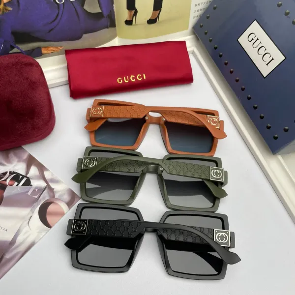 GUCCI(クッチ ) サングラス