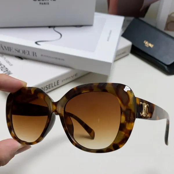 CELINE(セリーヌ) サングラス  241014