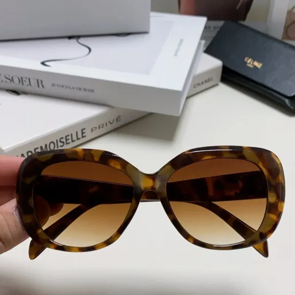 CELINE(セリーヌ) サングラス  241014