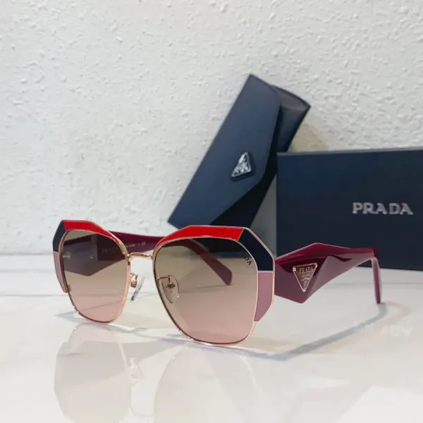 PRADA(プラダ) サングラス