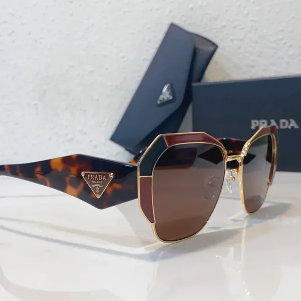 PRADA(プラダ) サングラス