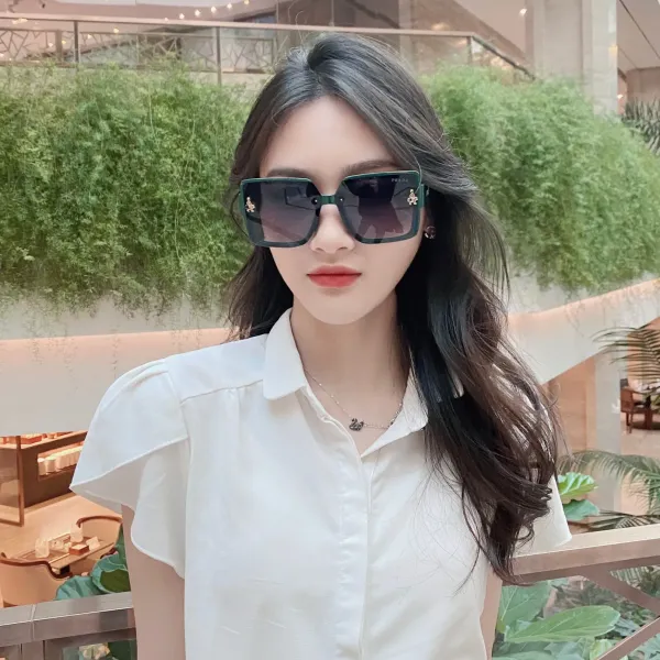 PRADA (  プラダ ) サングラス