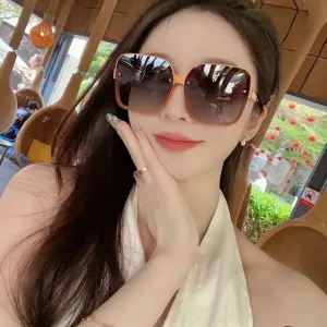 FENDI(フェンディ ) サングラス 24706 FENDI(フェンディ ) サングラス 24706
