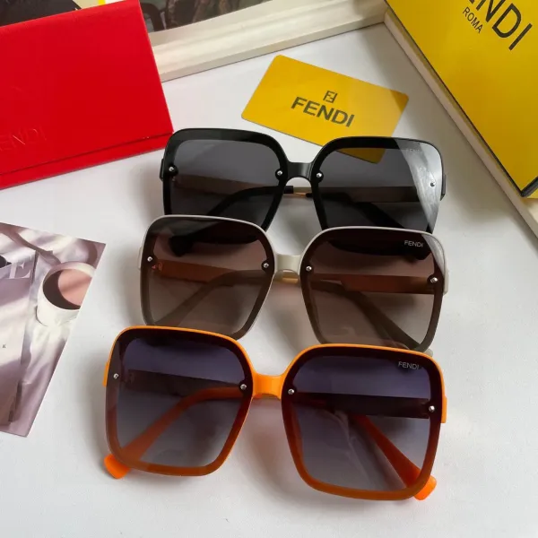 FENDI(フェンディ ) サングラス 24706