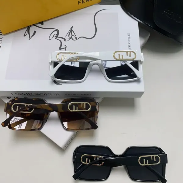 FENDI(フェンディ ) サングラス 24706