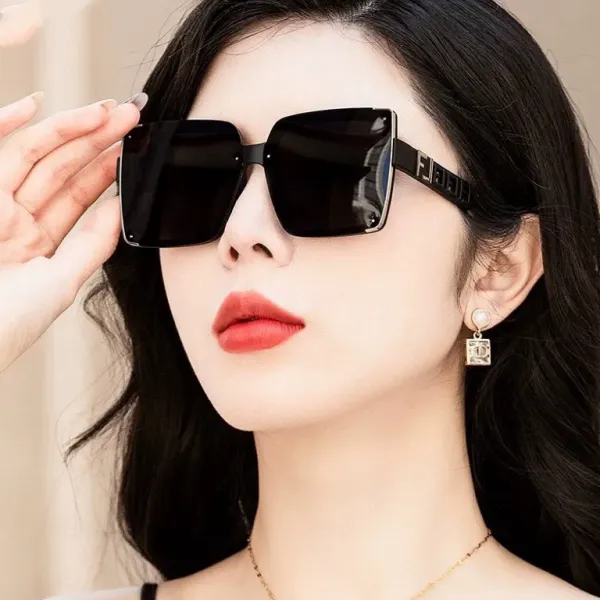 FENDI(フェンディ ) サングラス 24706