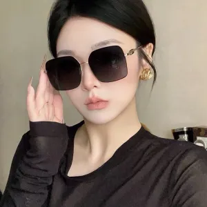 FENDI(フェンディ ) サングラス 24706 FENDI(フェンディ ) サングラス 24706