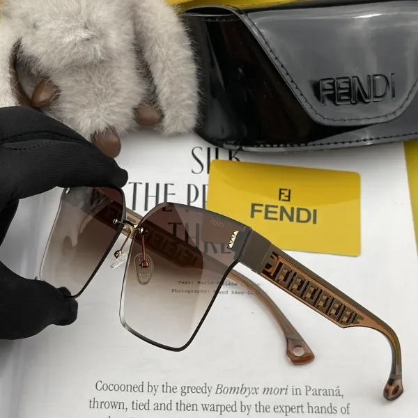 FENDI(フェンディ) サングラス