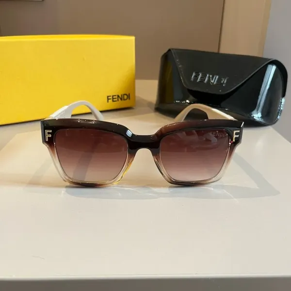 FENDI(フェンディ) サングラス