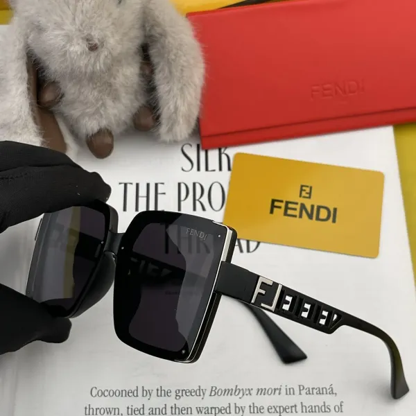 FENDI(フェンディ) サングラス
