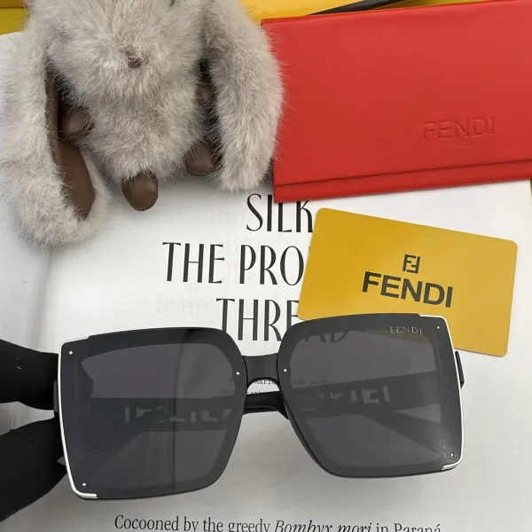 FENDI(フェンディ) サングラス