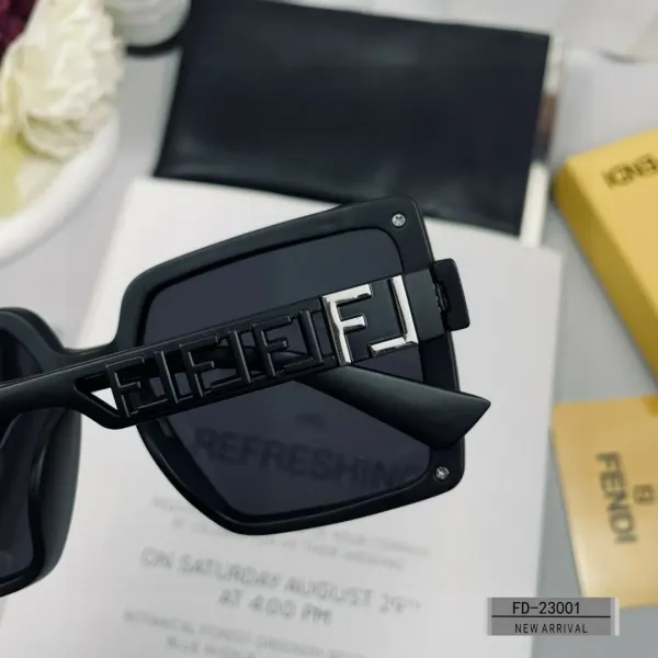 FENDI(フェンディ) サングラス