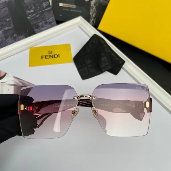 FENDI(フェンディ ) サングラス
