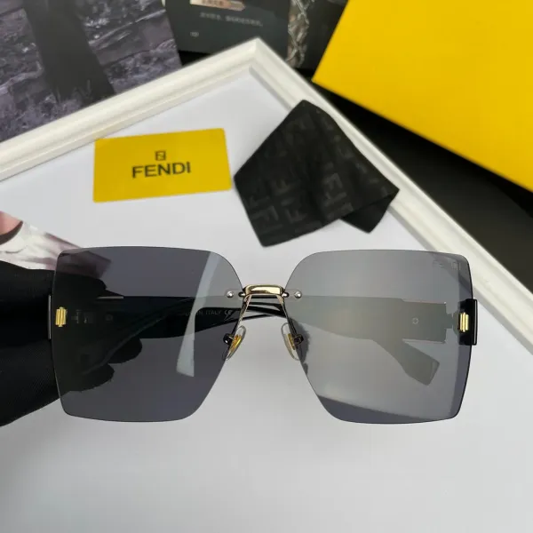 FENDI(フェンディ ) サングラス