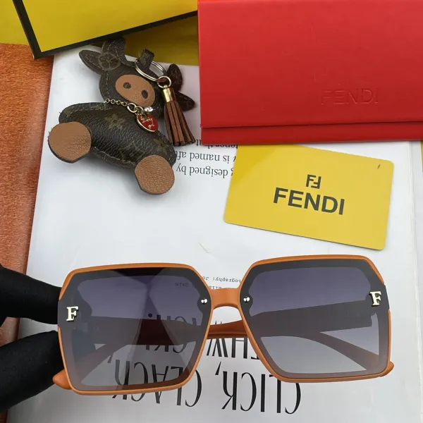 FENDI(フェンディ ) サングラス